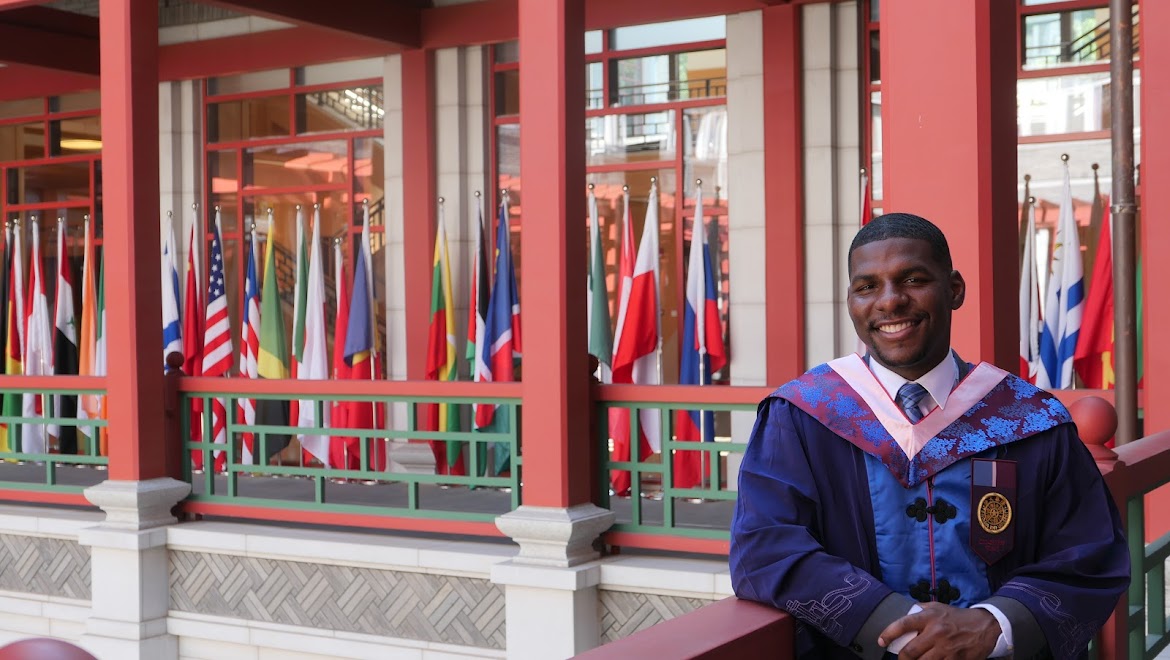 JRL and Schwarzman Scholar Alton Coston III Graduates from Tsinghua University